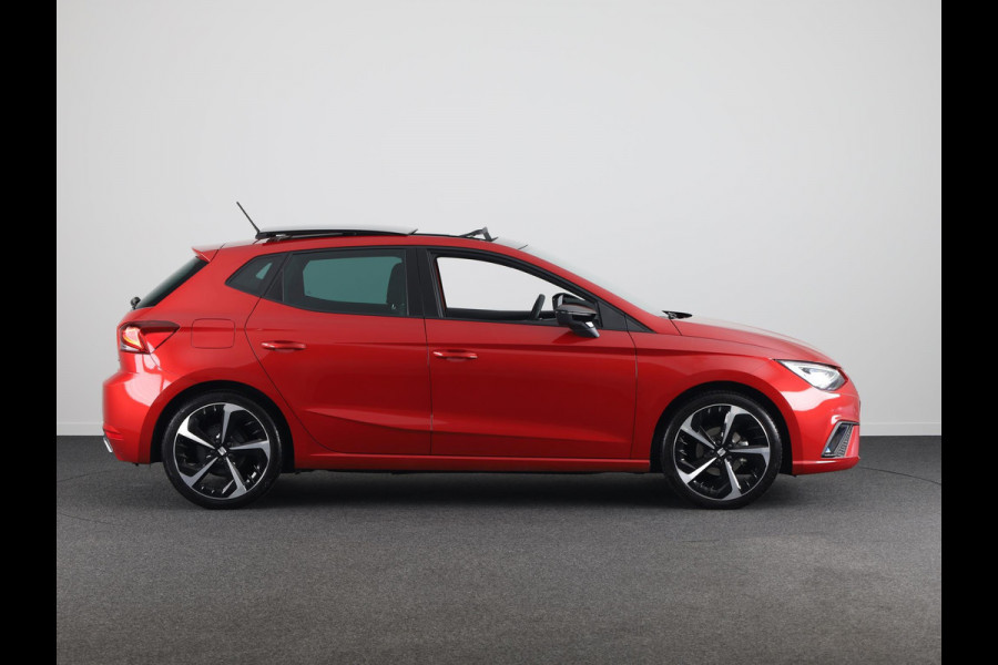 Seat Ibiza 1.0 EcoTSI FR Plus Connect Panormadak | Stoelverwarming | Full-link | Parkeersensoren | Leder/alcantara