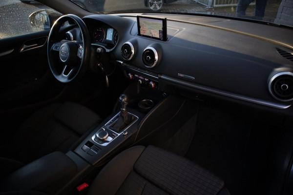 Audi A3 Sportback 30 TDI Design S-tronic Led
