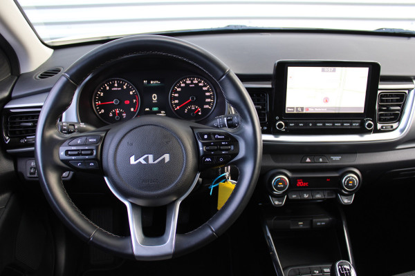 Kia Stonic 1.0 T-GDi MHEV DynamicLine | Airco | Apple Carplay | Android auto | Camera | Cruise | 15" LM |