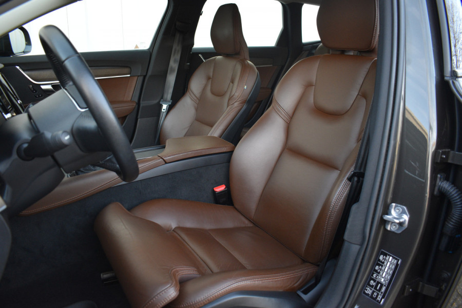 Volvo V90 Cross Country T5 AWD 251PK | BLIS | Voorruit verwarming | AppleCarplay | Ad. cruise