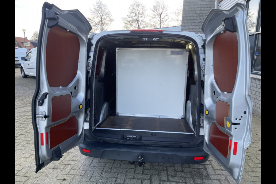 Ford Transit Connect 1.5 TDCI 100pk automaat L2 Trend / rijklaar € 13.950 ex btw / lease vanaf € 256 / Cargo Cool box koeling op accu en 220V aansluiting / airco / cruise / navi !