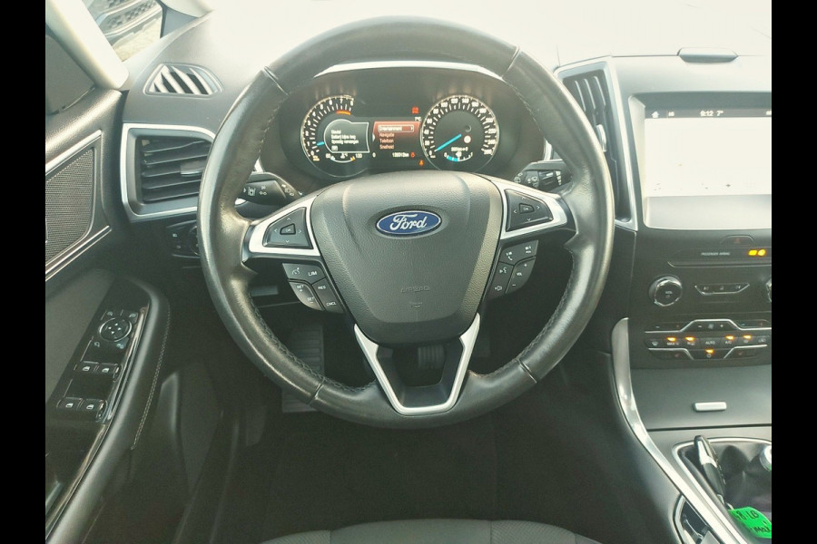 Ford S-Max 1.5 Titanium 7p. airco,cruise,panoramadak,navigatie,stoelverwarming,parkeersensoren,