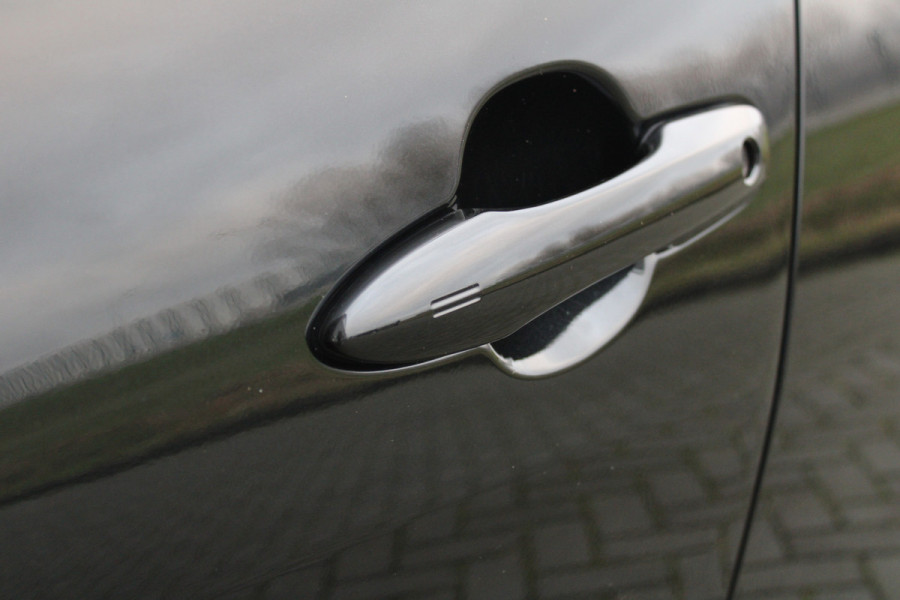 Mazda 2 Hybrid 1.5 Select | Airco | Navi | Cruise | PDC | Head-up display | Camera |