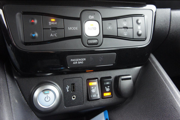 Nissan Leaf 40 kWh Camera|Navigatie|Stoel-Stuurverwarming