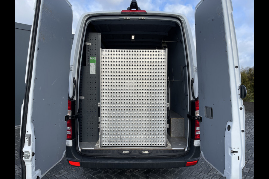 Mercedes-Benz Sprinter 311 CDI E6 / L2H2 / BOTT INRICHTING / OPRIJPLANK / CAMERA / AIRCO / BLIND SPOT / SERVICE BUS