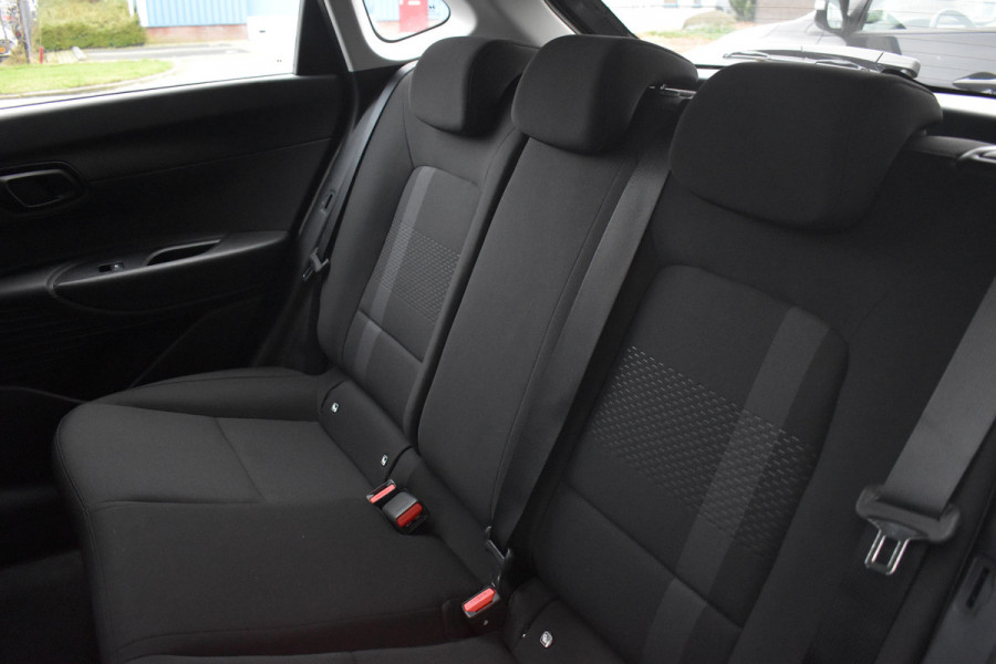 Hyundai i20 1.0 T-GDI Comfort Smart VAN €28.590,- VOOR €26.530,-