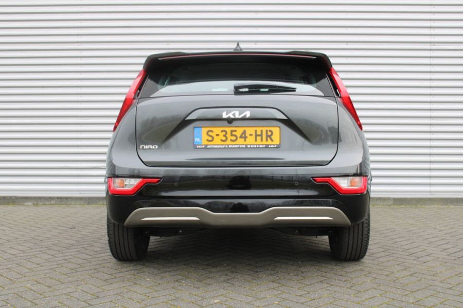 Kia Niro EV DynamicLine 64.8 kWh | Navi | Airco | Cruise | Camera | 17" LM | € 2000 subsidie mogelijk |