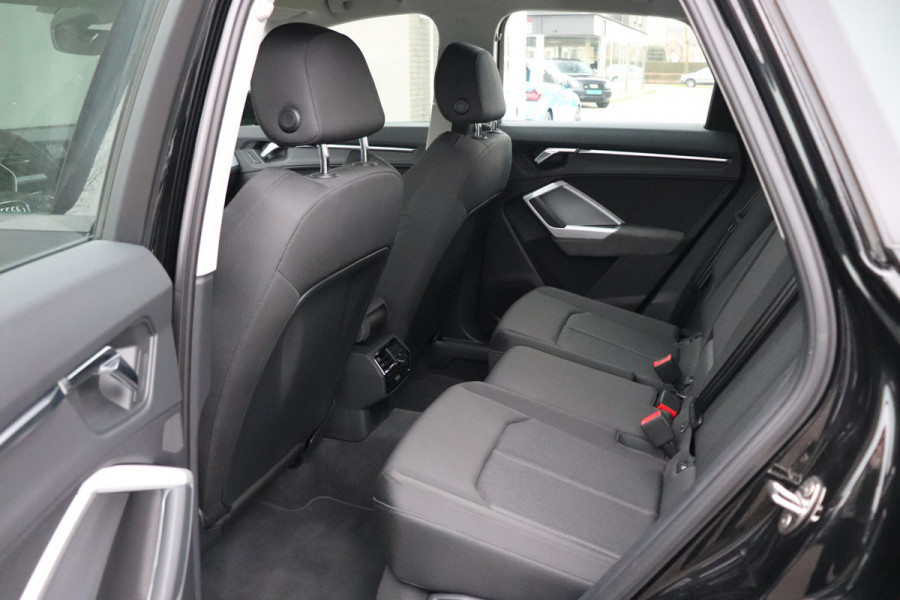 Audi Q3 35 TFSI Business Edition Sportstoelen ACC Virtual