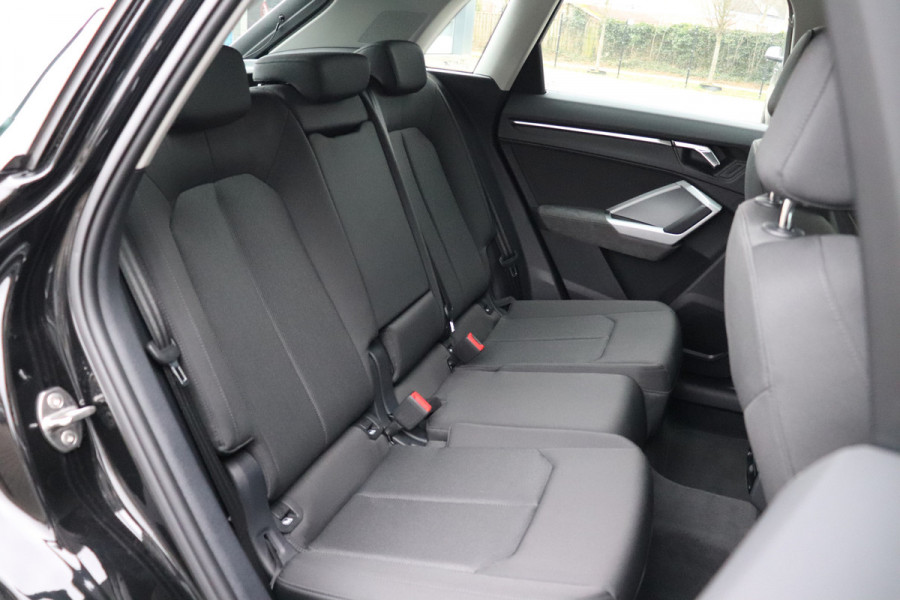 Audi Q3 35 TFSI Business Edition Sportstoelen ACC Virtual