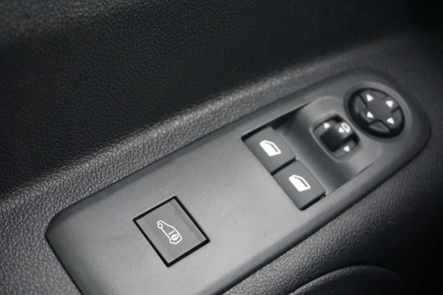 Opel Combo L2 102 Pk. 6-bak | camera | Navi met Apple Carplay | Climate Control | betimmering | Safety pakket