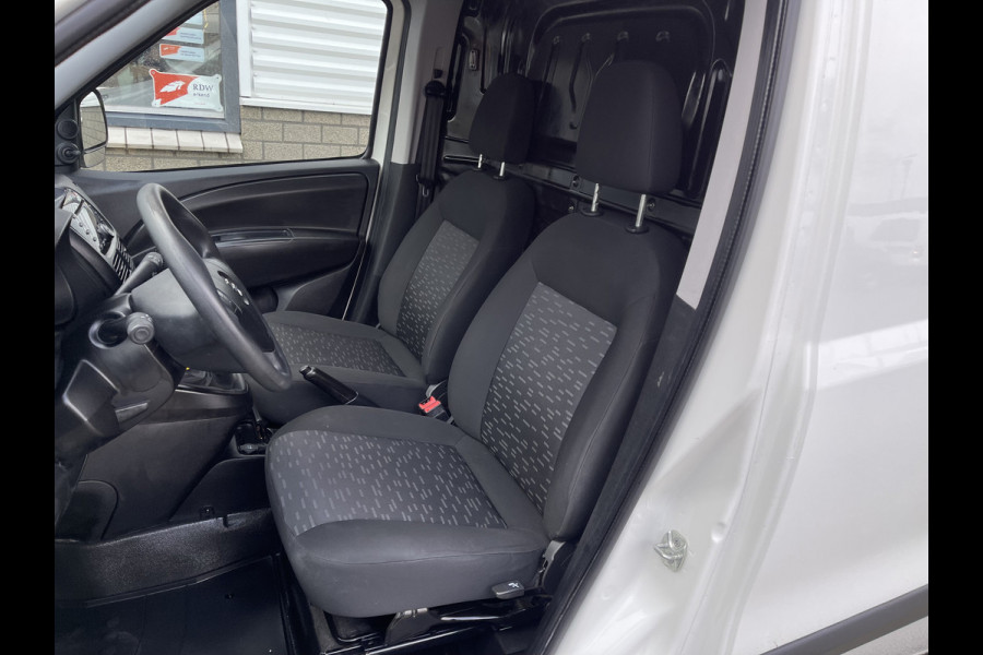 Opel Combo 1.3 CDTi L1H1 Edition / vaste prijs rijklaar € 9950 ex btw / lease vanaf € 182 / airco / imperial / schuifdeur / lat om lat betimmering / euro 6 diesel !