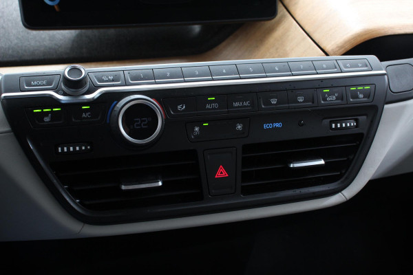 BMW i3 Basis Comfort Advance 170pk | Navigatie | Climate Control | Lichtmetalen velgen | Led | Stoelverwarming