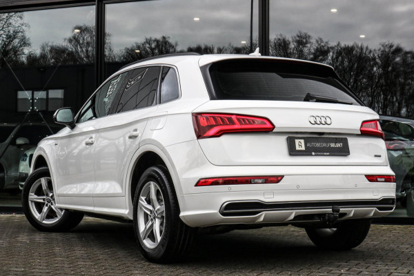 Audi Q5 50 TFSI e quattro - TREKHAAK - HYBRIDE - STOELVERWARMING