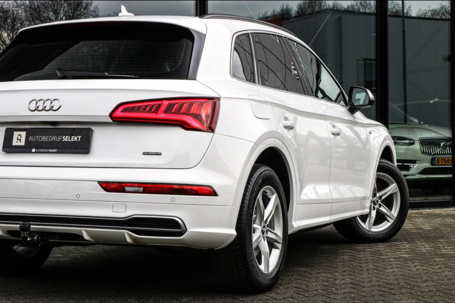 Audi Q5 50 TFSI e quattro - TREKHAAK - HYBRIDE - STOELVERWARMING