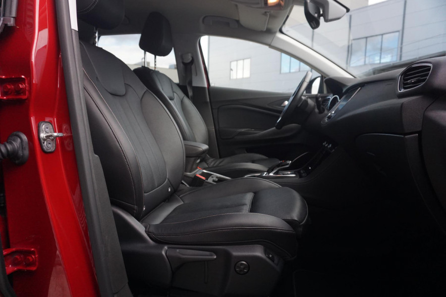 Opel Grandland X 1.6 Turbo Hybrid4 Innovation 300pk! | Leder | Afn. Trekhaak