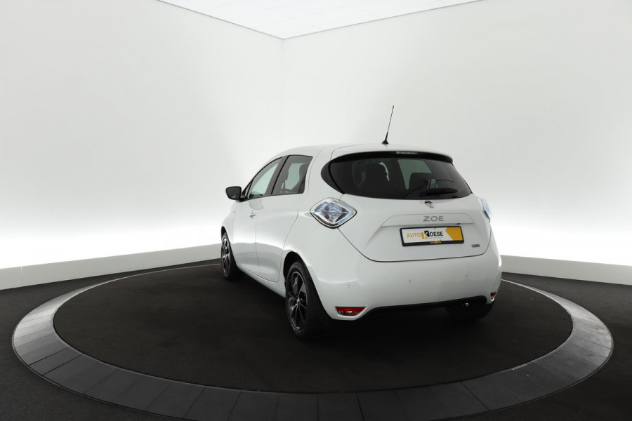 Renault ZOE R90 Bose 41 kWh | Huuraccu | €2.000 Subsidie | Camera | Navigatie | Parkeersensoren | Climate Control