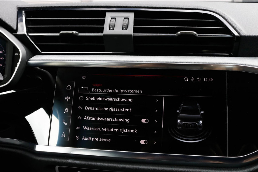 Audi Q3 45 TFSI e S-line HYBRIDE - LED - Virtual - ACC