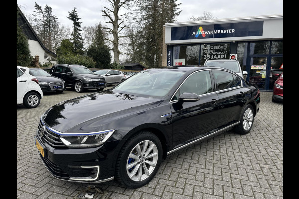 Volkswagen Passat 1.4 TSI GTE 218PK Connected Series Navi|LED|DAB|CarPlay|Trekhaak