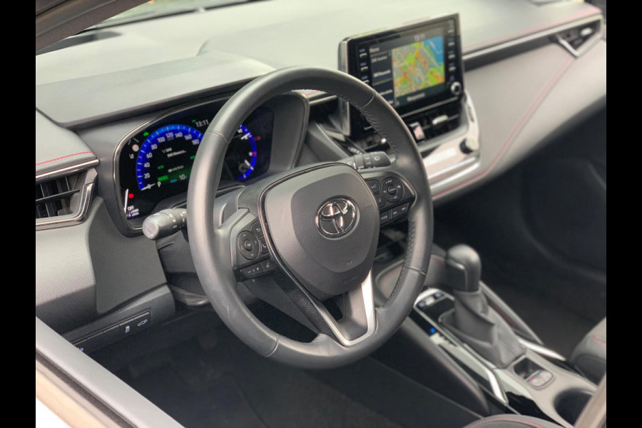 Toyota Corolla Touring Sports 1.8 Hybrid Executive TOPSTAAT ! ZEER LUXE UITVOERING! INCLUSIEF 2 JAAR GARANTIE