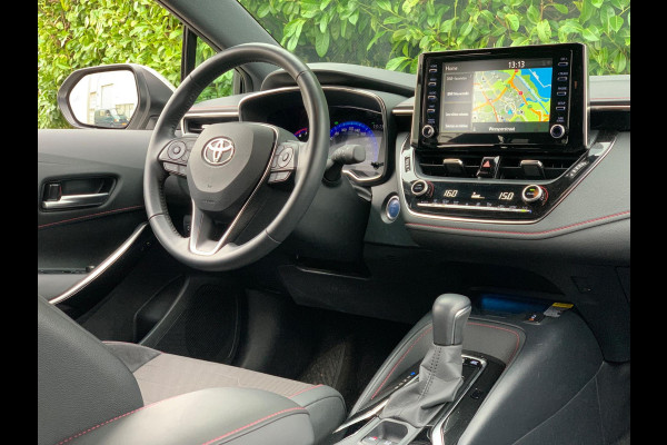 Toyota Corolla Touring Sports 1.8 Hybrid Executive TOPSTAAT ! ZEER LUXE UITVOERING! INCLUSIEF 2 JAAR GARANTIE