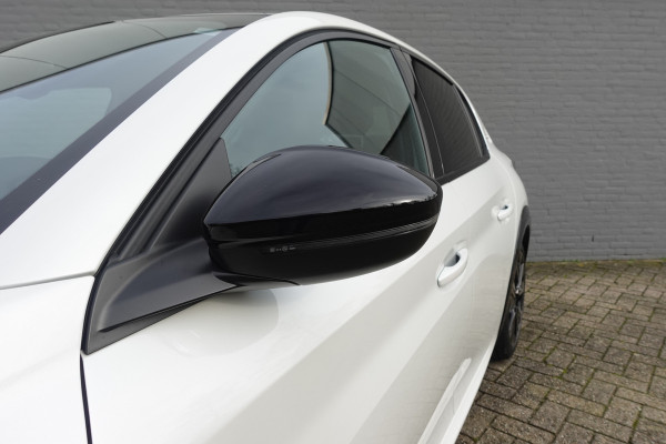 Peugeot 208 1.2 PureTech GT Pack NAV | BLACK DIAMOND | DODEHOEK | KEYLESS | A. CAM | STOELVW | *BTW*