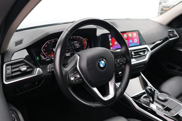 BMW 3 Serie Touring 320i Exe Ed Sportline NL AUTO | VIRTUAL COCKPIT | LED | SPORTSTOELEN | HALF LEDER | CARPLAY | PDC | 2de PINSTERDAG GEOPEND VAN 10:00 T/M 16:00 UUR