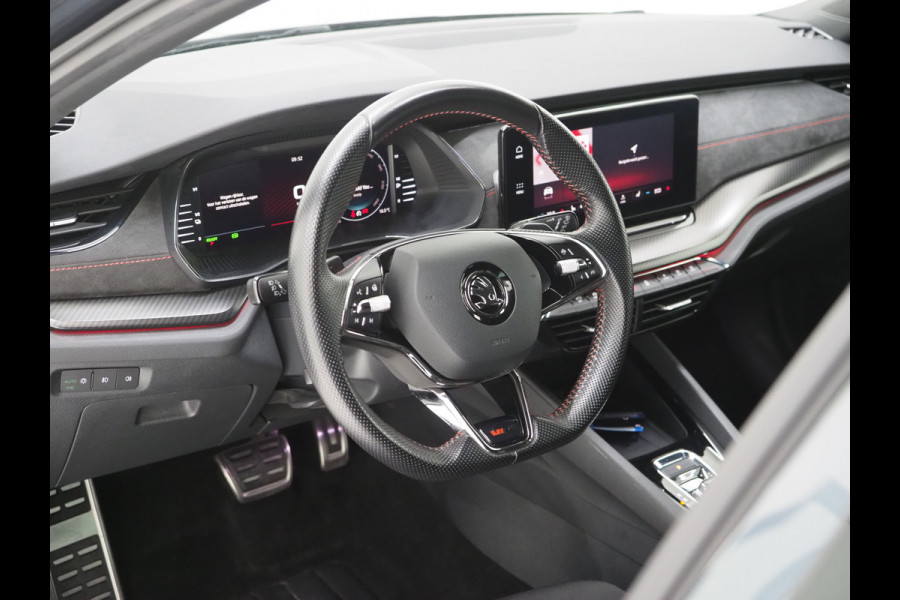 Škoda Octavia Combi 1.4 TSI RS iV PHEV 245PK | Virtual Cockpit | Canton Audio | Adaptive Cruise | Camera | Sfeerverlichting