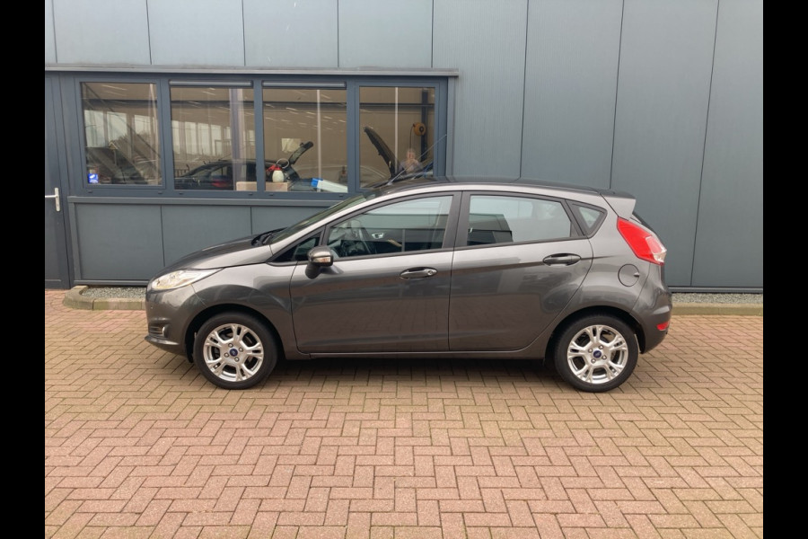 Ford Fiesta 1.0 Style Ultimate 80pk 5-drs. NAVI/CRUISE/AIRCO/MEDIA/PDC/15INCH