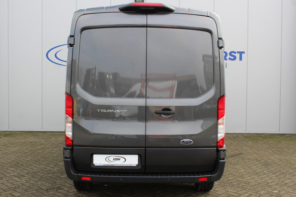 Ford Transit 350 2.0-170pk TDCI L3H2 Trend AUTOMAAT ! Net ingereden, uit voorraad leverbaar ! Volautm. airco, metallic lak, lane- en side assist, adaptive cruise, navigatie by Apple carplay/Android auto cntrl, bijrijdersbank, USB aansluiting etc.