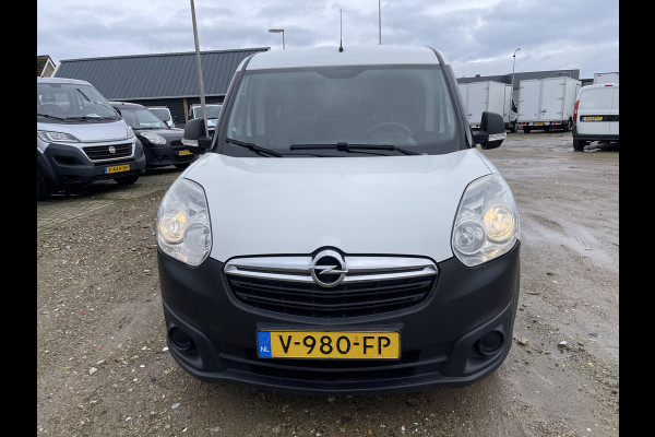 Opel Combo 1.6 CDTi L2H1 Edition / te koop zo mee / geen garantie / € 5950 ex btw / euro 6 diesel / airco / apk tot 21-04-2024 / dakdragers / barst in de voorraam