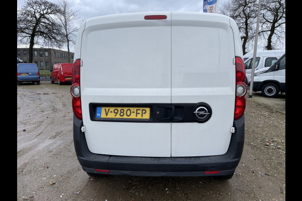 Opel Combo 1.6 CDTi L2H1 Edition / te koop zo mee / geen garantie / € 5950 ex btw / euro 6 diesel / airco / apk tot 21-04-2024 / dakdragers / barst in de voorraam