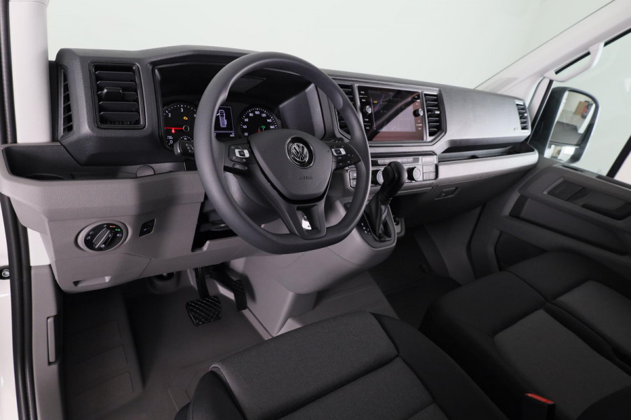Volkswagen Crafter Comfortline L3H3 2.0 TDI EU6 140 pk GVW 3.5T Comfortline L3 2.0 TDI EU6 103 kW (140 pk) GVW 3.5 6 versn. Hand.  RIJKLAARPRIJS!! VOORRAAD!!