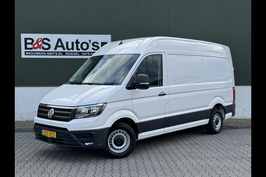 Volkswagen Crafter 30 2.0 TDI L3H3 Highline Carplay DAB Cruise Verwarmde voorruit Trekhaak Lat om Lat