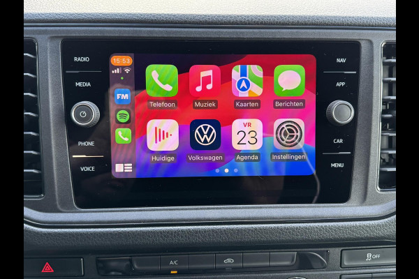 Volkswagen Crafter 30 2.0 TDI L3H3 Highline Carplay DAB Cruise Verwarmde voorruit Trekhaak Lat om Lat