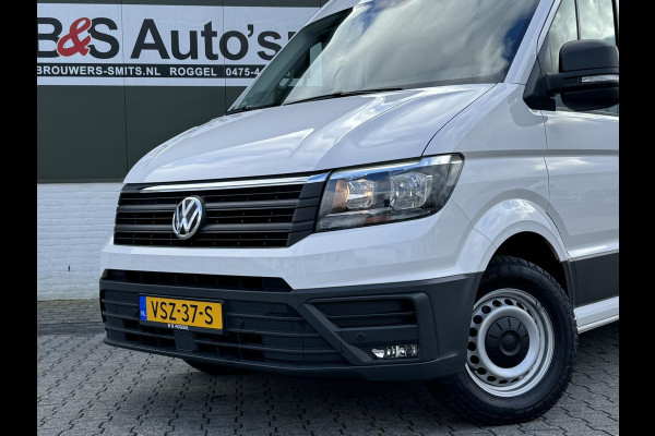 Volkswagen Crafter 30 2.0 TDI L3H3 Highline Carplay DAB Cruise Verwarmde voorruit Trekhaak Lat om Lat