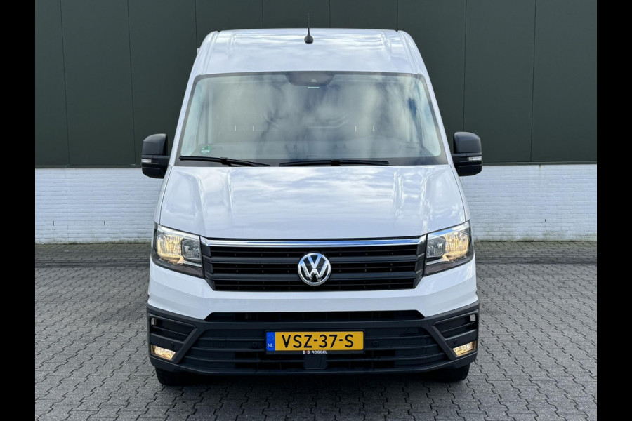 Volkswagen Crafter 30 2.0 TDI L3H3 Highline Carplay DAB Cruise Verwarmde voorruit Trekhaak Lat om Lat