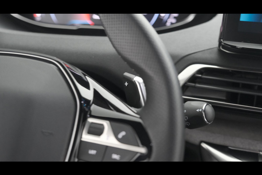 Peugeot 5008 PureTech 130 EAT8 GT | 7 Zitplaatsen | Camera | Cruise Control Adaptief | Dodehoekdetectie | Stoelverwarming