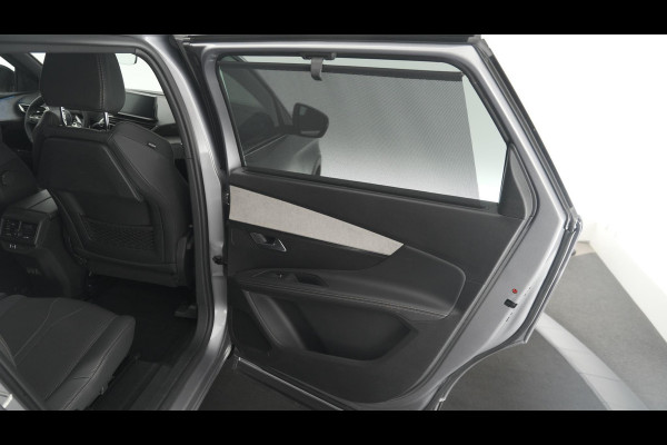 Peugeot 5008 PureTech 130 EAT8 GT | 7 Zitplaatsen | Camera | Cruise Control Adaptief | Dodehoekdetectie | Stoelverwarming
