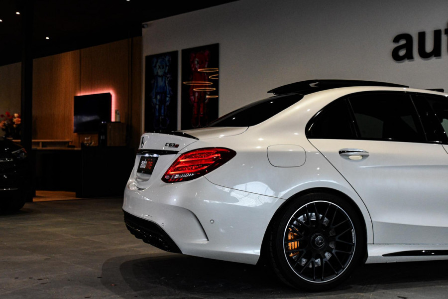 Mercedes-Benz C-Klasse C 63 s AMG, Keramisch, Schaal, Carbon, HUD, 360, ACC, Pano, IWC, Drivers, Burmester, Keyless, Full!