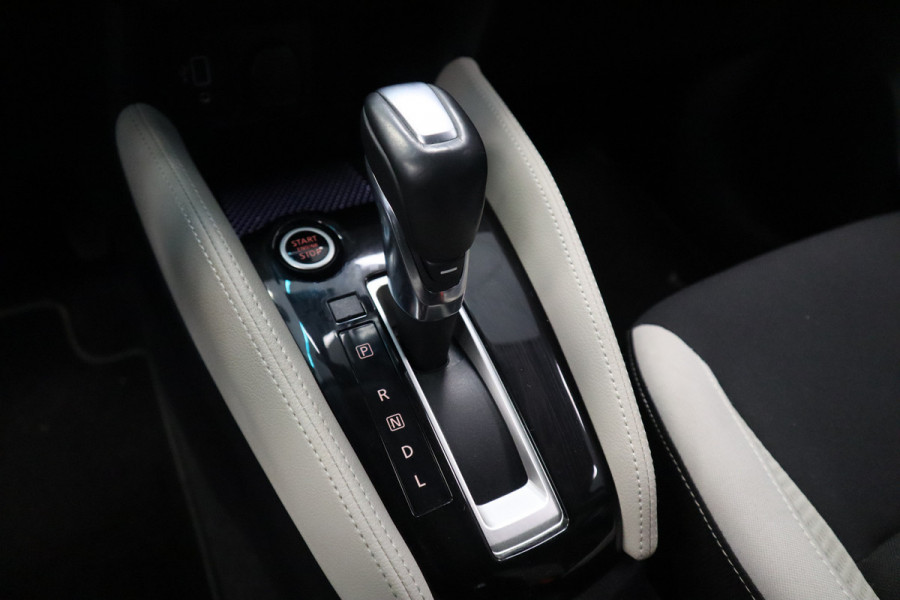 Nissan Micra 1.0 IG-T Tekna Automaat, Navigatie , Lmv
