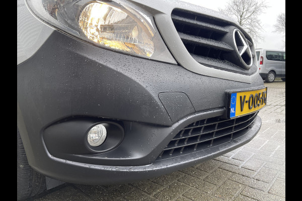 Mercedes-Benz Citan 108 CDI BlueEFFICIENCY Business Professional / vaste prijs rijklaar € 10.950 ex btw / lease vanaf € 200 / airco / ramen rondom / zilver metallic / pdc achter !