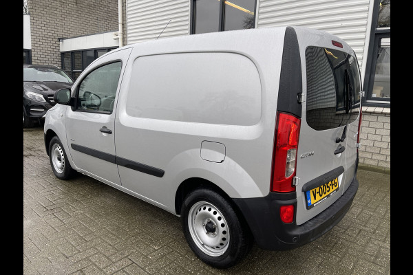 Mercedes-Benz Citan 108 CDI BlueEFFICIENCY Business Professional / vaste prijs rijklaar € 10.950 ex btw / lease vanaf € 200 / airco / ramen rondom / zilver metallic / pdc achter !