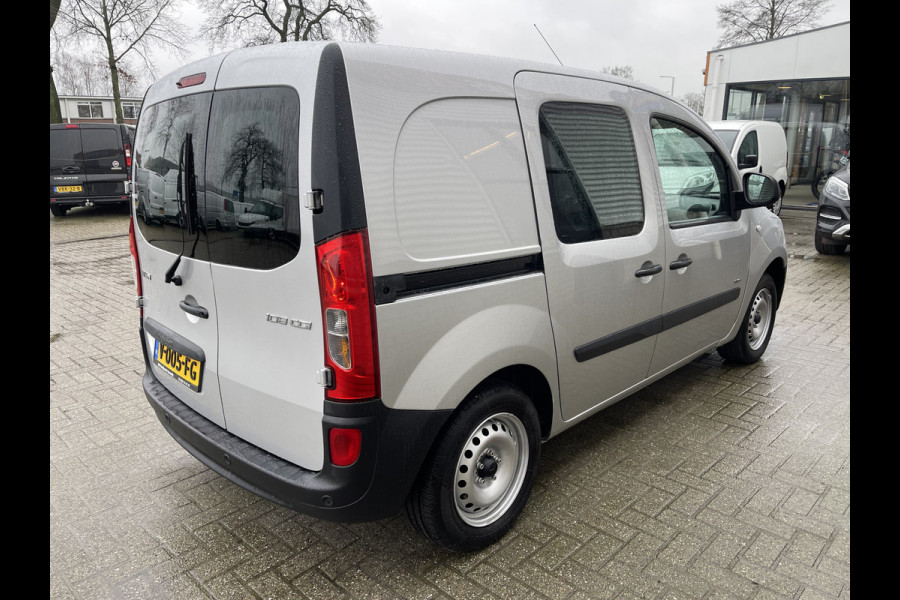 Mercedes-Benz Citan 108 CDI BlueEFFICIENCY Business Professional / vaste prijs rijklaar € 10.950 ex btw / lease vanaf € 200 / airco / ramen rondom / zilver metallic / pdc achter !