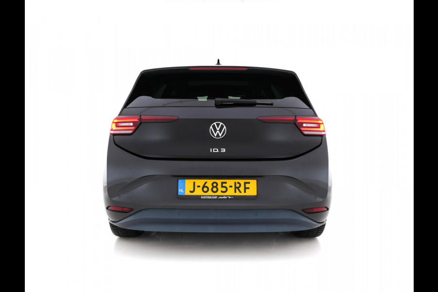Volkswagen ID.3 First Max 58 kWh (INCL-BTW) *PANO | HUD | ACC | FULL-LED | CAMERA | KEYLESS | AMBIENT-LIGHT | NAVI-FULLMAP | ECC | PDC | SPORT-SEATS | VIRTUAL-COCKPIT | 20"ALU*
