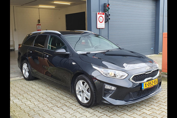 Kia Ceed Sportswagon 1.5 T-GDi DynamicLine / AUTOMAAT 160PK MET FLIPPERS / EERSTE EIGENAAR / GARANTIE TOT 24-05-2028 OF 150.000KM!