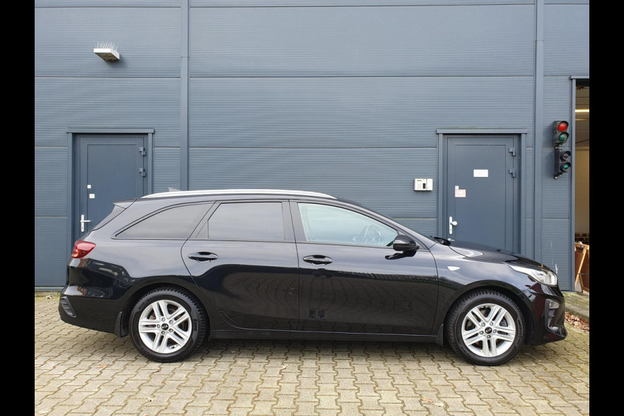 Kia Ceed Sportswagon 1.5 T-GDi DynamicLine / AUTOMAAT 160PK MET FLIPPERS / EERSTE EIGENAAR / GARANTIE TOT 24-05-2028 OF 150.000KM!