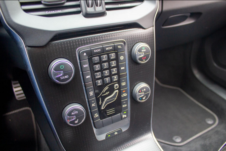 Volvo V40 2.0 T4 Automaat Business Sport | Prijs rijklaar incl. 12 mnd garantie | Stoelverwarming Navi 19"Lmv Ledverlichting
