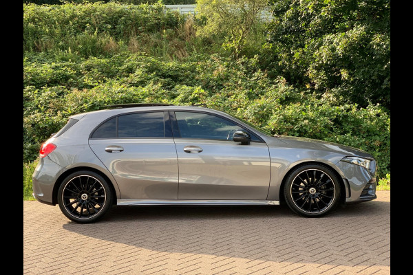 Mercedes-Benz A-Klasse A200 AMG ! PANO SFEER BOMVOL TOPSTAAT !