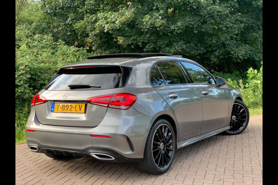 Mercedes-Benz A-Klasse A200 AMG ! PANO SFEER BOMVOL TOPSTAAT !