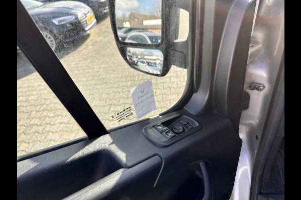 Renault Master T35 2.3 dCi 180 L2H2 Energy 3-Pers *KOEL-WAGEN | DUBBELE-SCHUIFDEUR | CAMERA | AIRCO | BLIND-SPOT | CRUISE | PDC | TREKHAAK*